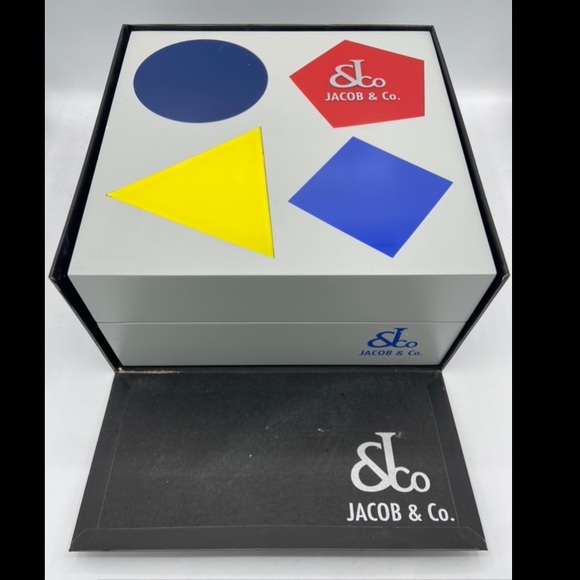 Jacob & Co. 5 cts. Diamond Bezel MOP Diamond Dial 47mm Stainless Steel - Picture 5 of 11